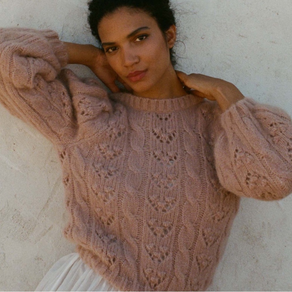 Doen Tudor Sweater